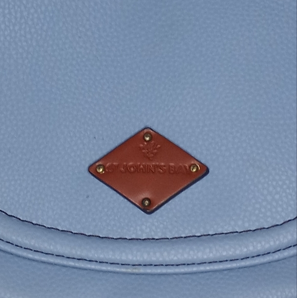 St John's Bay Westport Saddle Preppy Casual Pastel Ice Blue Crossbody Bag - Picture 2 of 5